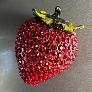 Kalifano Strawberry NIB Crystal Encrusted Trinket Box & Keepsake